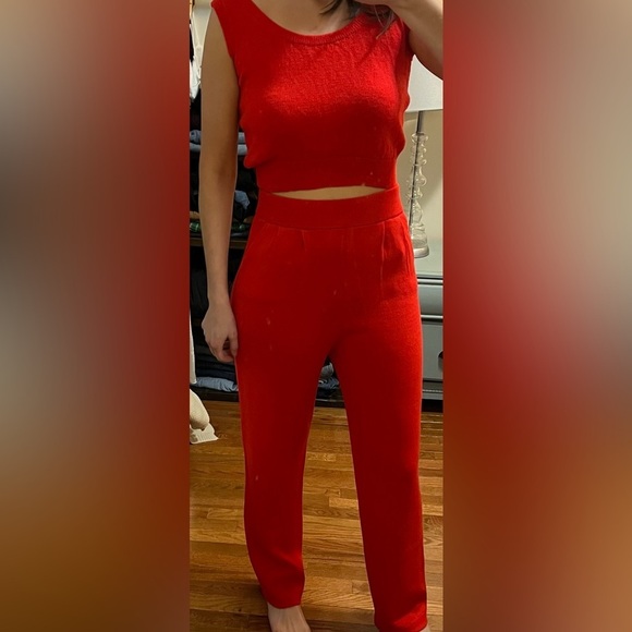 St. John red top & pant set - Picture 8 of 13